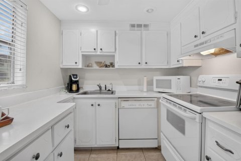 Copropriété à louer à Delray Beach, Floride: 2 chambres, 81.75 m2 № 2259634 - photo 14