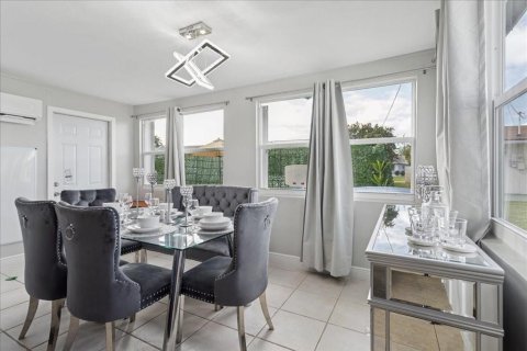 Casa en venta en Fort Lauderdale, Florida, 2 dormitorios, 92.81 m2 № 2077660 - foto 5