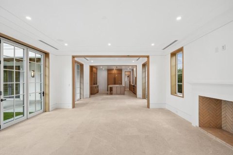 House in West Palm Beach, Florida 6 bedrooms, 580.55 sq.m. № 2088090 - photo 17