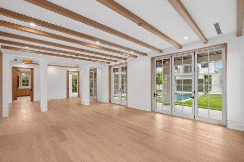 House in West Palm Beach, Florida 6 bedrooms, 580.55 sq.m. № 2088090 - photo 8