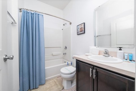 Villa ou maison à vendre à Kissimmee, Floride: 7 chambres, 337.05 m2 № 1813345 - photo 11