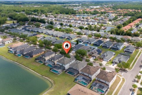 Villa ou maison à vendre à Kissimmee, Floride: 7 chambres, 337.05 m2 № 1813345 - photo 4