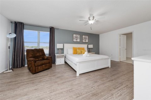 Villa ou maison à vendre à Kissimmee, Floride: 7 chambres, 337.05 m2 № 1813345 - photo 24
