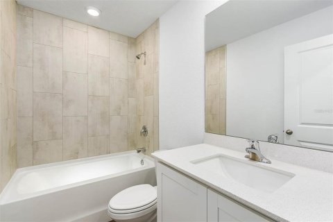 House in Port Charlotte, Florida 3 bedrooms, 135.73 sq.m. № 2092812 - photo 16