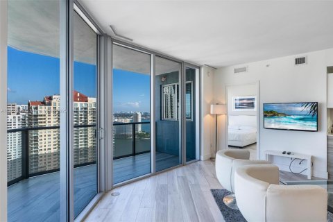 Condominio en venta en Miami, Florida, 2 dormitorios, 90.02 m2 № 1953841 - foto 4