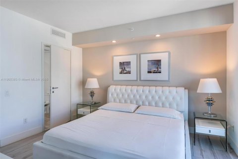 Condominio en venta en Miami, Florida, 2 dormitorios, 90.02 m2 № 1953841 - foto 14