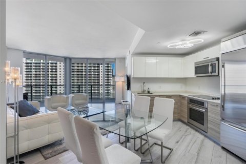 Condominio en venta en Miami, Florida, 2 dormitorios, 90.02 m2 № 1953841 - foto 7