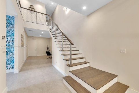 Touwnhouse à vendre à Fort Lauderdale, Floride: 4 chambres, 314.66 m2 № 2170800 - photo 22