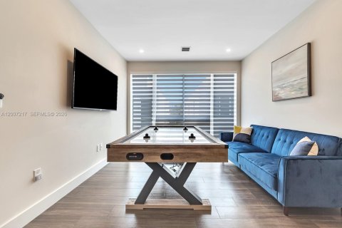 Touwnhouse à vendre à Fort Lauderdale, Floride: 4 chambres, 314.66 m2 № 2170800 - photo 25