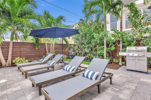 Touwnhouse à vendre à Fort Lauderdale, Floride: 4 chambres, 314.66 m2 № 2170800 - photo 19
