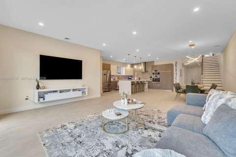 Touwnhouse à vendre à Fort Lauderdale, Floride: 4 chambres, 314.66 m2 № 2170800 - photo 8