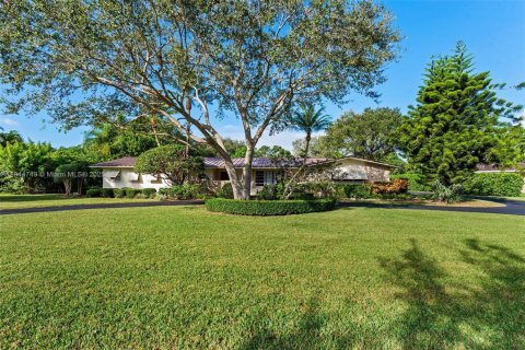 Terreno en venta en Pinecrest, Florida № 1841133 - foto 11