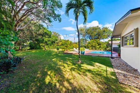 Terreno en venta en Pinecrest, Florida № 1841133 - foto 5