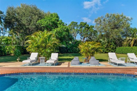 Terreno en venta en Pinecrest, Florida № 1841133 - foto 22