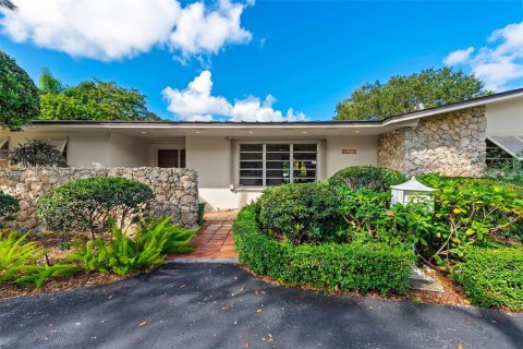 Terreno en venta en Pinecrest, Florida № 1841133 - foto 25