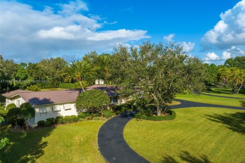 Terreno en venta en Pinecrest, Florida № 1841133 - foto 13