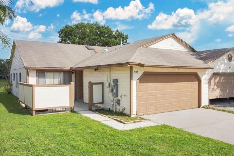 Duplex in Orlando, Florida 3 bedrooms, 115.01 sq.m. № 1903940 - photo 2