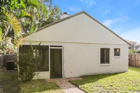 Villa ou maison à louer à Oviedo, Floride: 3 chambres, 109.53 m2 № 2121160 - photo 15