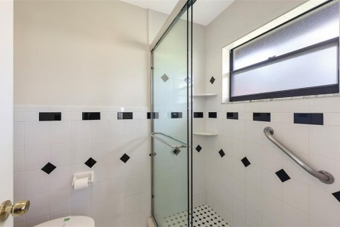 Villa ou maison à vendre à Sarasota, Floride: 2 chambres, 125.7 m2 № 2308302 - photo 30