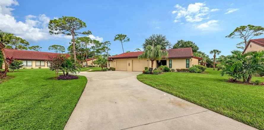 Villa ou maison à Sarasota, Floride 2 chambres, 125.7 m2 № 2308302