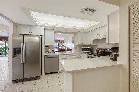 Villa ou maison à vendre à Sarasota, Floride: 2 chambres, 125.7 m2 № 2308302 - photo 9