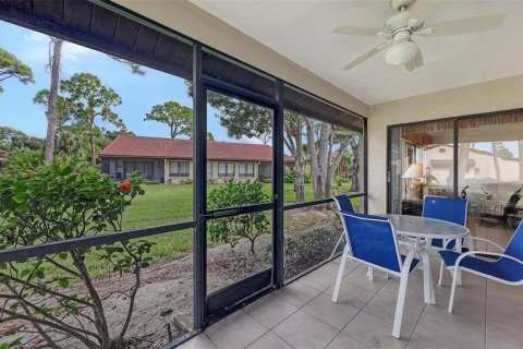 Villa ou maison à vendre à Sarasota, Floride: 2 chambres, 125.7 m2 № 2308302 - photo 19