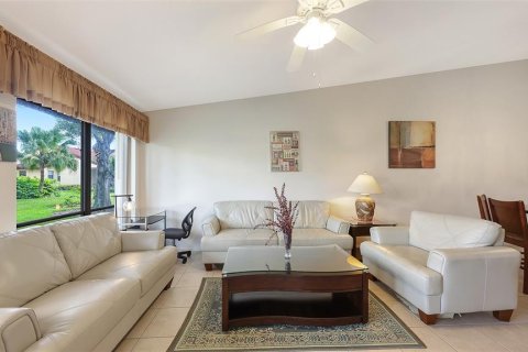 Villa ou maison à vendre à Sarasota, Floride: 2 chambres, 125.7 m2 № 2308302 - photo 22