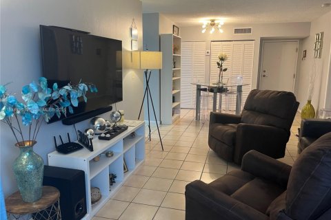 Condominio en venta en Miami, Florida, 2 dormitorios, 92.16 m2 № 1807841 - foto 8