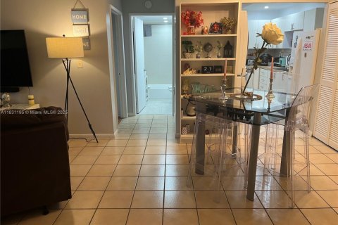 Condominio en venta en Miami, Florida, 2 dormitorios, 92.16 m2 № 1807841 - foto 6
