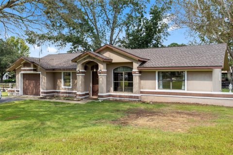 House in Ocala, Florida 2 bedrooms, 103.31 sq.m. № 1866347 - photo 2