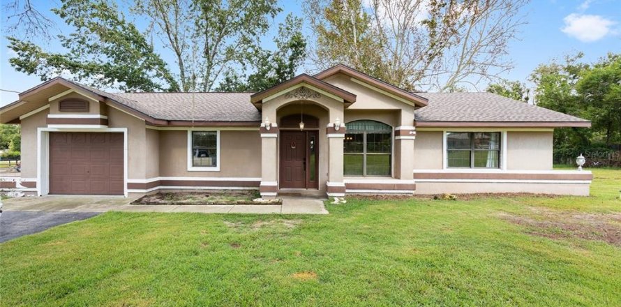 House in Ocala, Florida 2 bedrooms, 103.31 sq.m. № 1866347