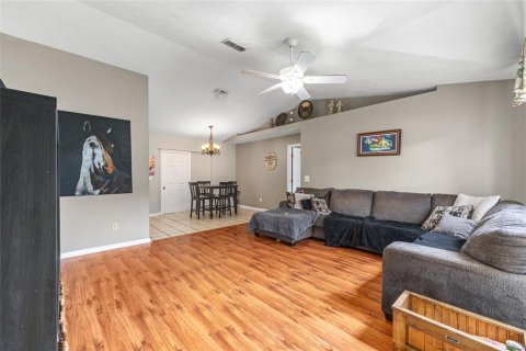 House in Ocala, Florida 2 bedrooms, 103.31 sq.m. № 1866347 - photo 3