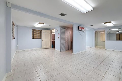 Commercial property in Largo, Florida 298.49 sq.m. № 2198518 - photo 6