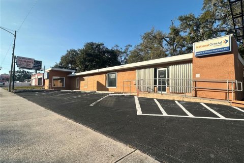 Commercial property in Largo, Florida 298.49 sq.m. № 2198518 - photo 2