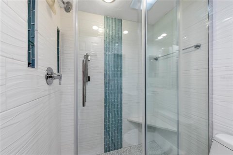 Condo in Sarasota, Florida, 1 bedroom  № 1841655 - photo 19