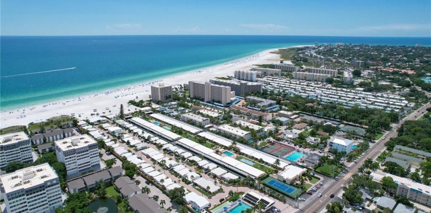 Condo in Sarasota, Florida, 1 bedroom  № 1841655