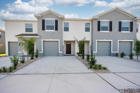 Touwnhouse à Wimauma, Floride 3 chambres, 155.43 m2 № 2304442
