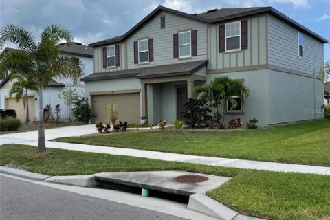 House in Ruskin, Florida 5 bedrooms, 251.02 sq.m. № 1268655 - photo 2
