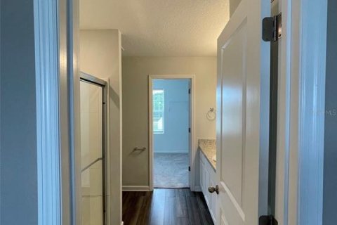 House in Ruskin, Florida 5 bedrooms, 251.02 sq.m. № 1268655 - photo 14