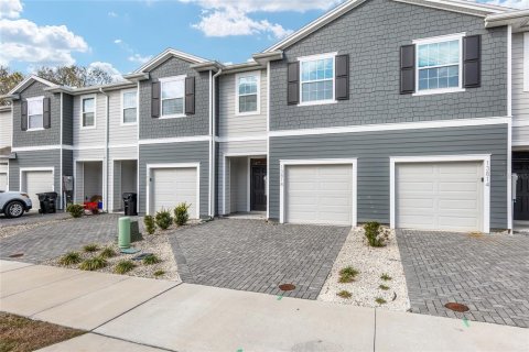 Townhouse in Newberry, Florida 3 bedrooms, 157 sq.m. № 1557851 - photo 28