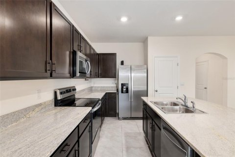 Townhouse in Newberry, Florida 3 bedrooms, 157 sq.m. № 1557851 - photo 9