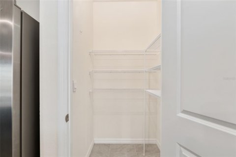 Townhouse in Newberry, Florida 3 bedrooms, 157 sq.m. № 1557851 - photo 10
