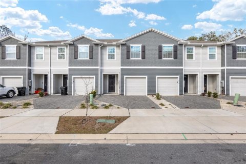 Townhouse in Newberry, Florida 3 bedrooms, 157 sq.m. № 1557851 - photo 30