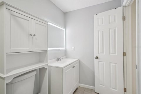 Casa en venta en Ocklawaha, Florida, 2 dormitorios, 100.33 m2 № 1885477 - foto 19