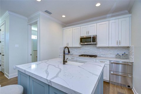 Casa en venta en Land O' Lakes, Florida, 5 dormitorios, 271.37 m2 № 1560081 - foto 27