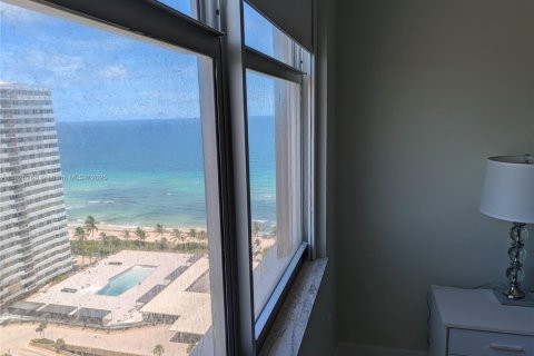 Condominio en alquiler en Hallandale Beach, Florida, 1 dormitorio, 80.82 m2 № 1794423 - foto 11