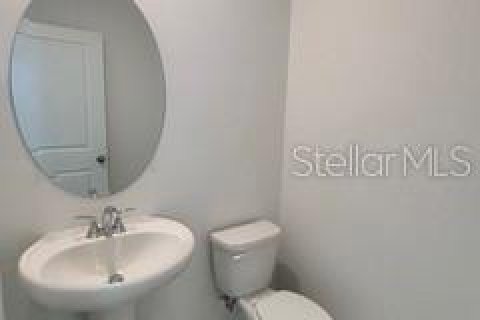 House in Zephyrhills, Florida 4 bedrooms, 201.41 sq.m. № 2378155 - photo 5