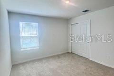 House in Zephyrhills, Florida 4 bedrooms, 201.41 sq.m. № 2378155 - photo 26