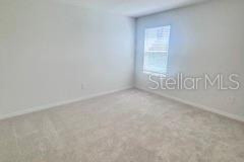 House in Zephyrhills, Florida 4 bedrooms, 201.41 sq.m. № 2378155 - photo 24
