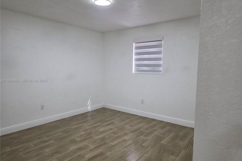 Снять в аренду виллу или дом в Хайалиа, Флорида 3 спальни, 226.68м2, № 2005197 - фото 25